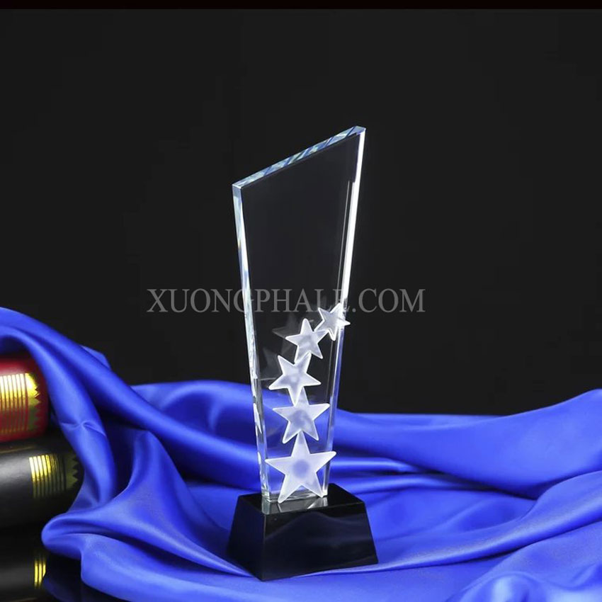Xưởng-sản-xuất-pha-lê