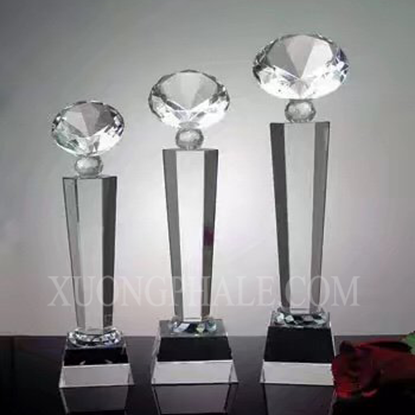 Xưởng sản xuất pha lê