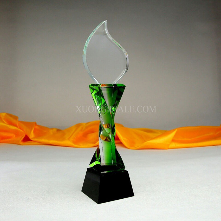 Xưởng sản xuất pha lê