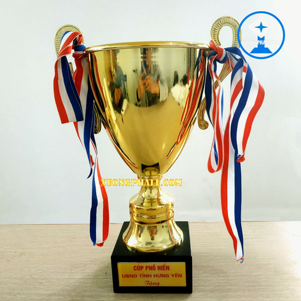 Xưởng-sản-xuất-pha-lê