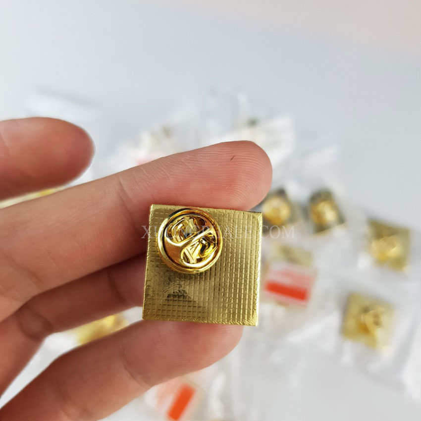 Xưởng-sản-xuất-pha-lê