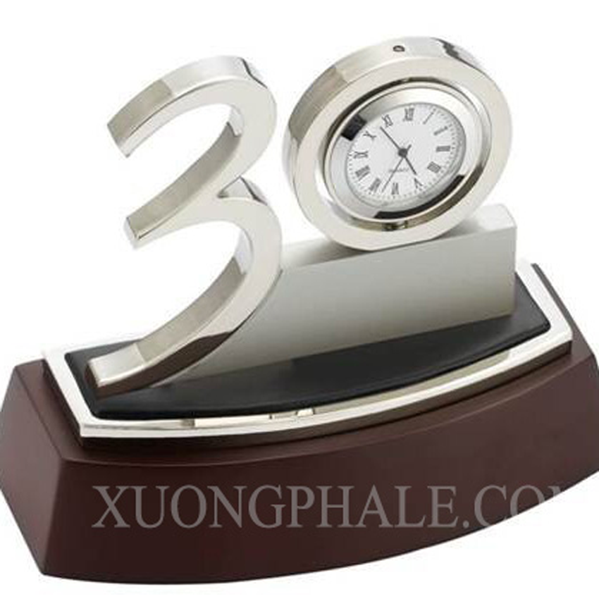 Xưởng-sản-xuất-pha-lê