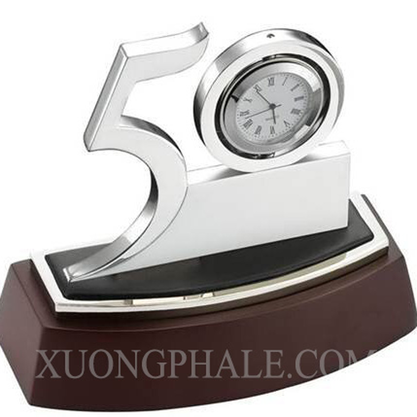 Xưởng-sản-xuất-pha-lê