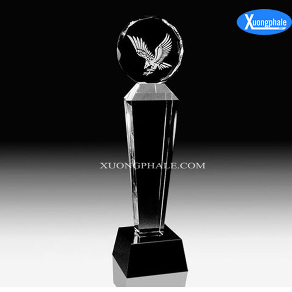 Xưởng-sản-xuất-pha-lê